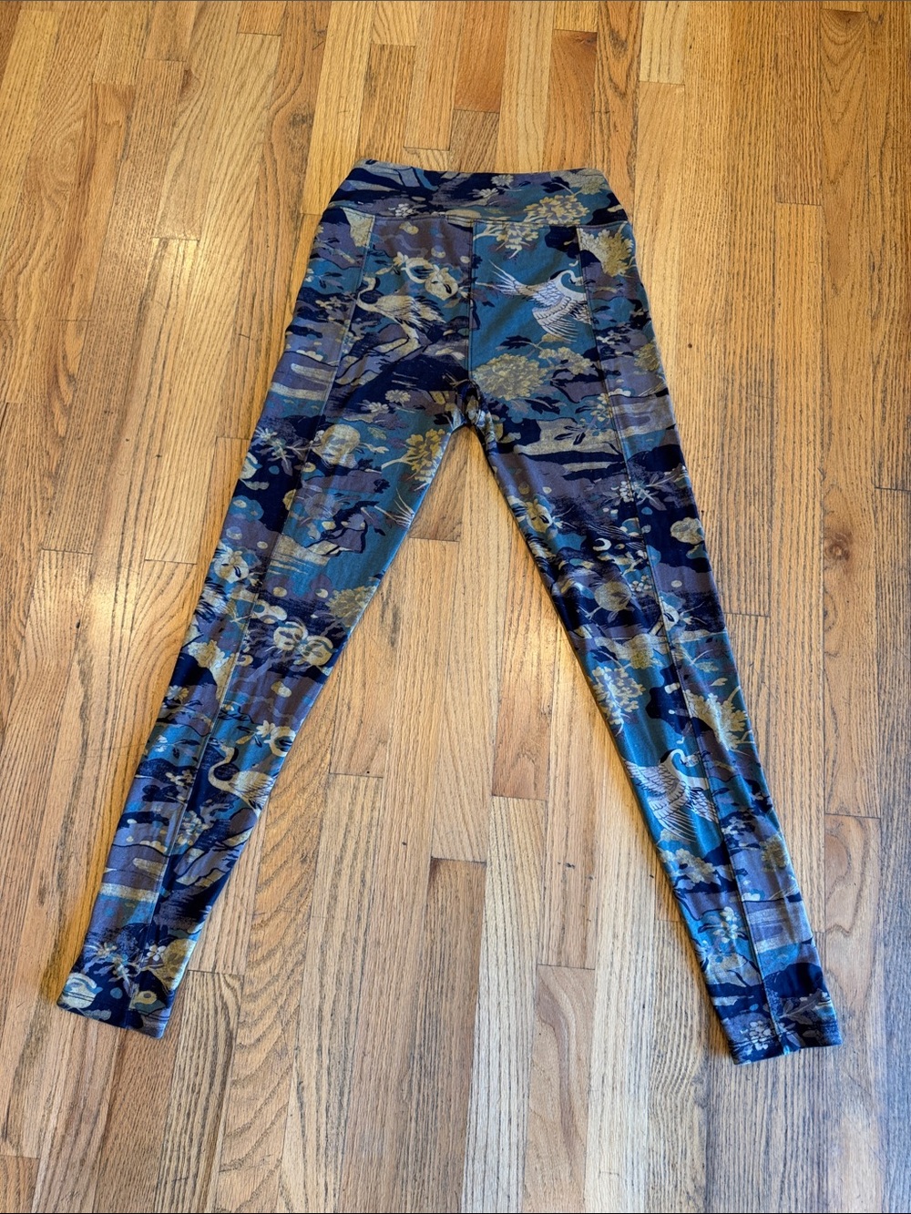 Peruvian Connection Blue and Gold Floral-Pattern Leggings - Picture 9 of 11